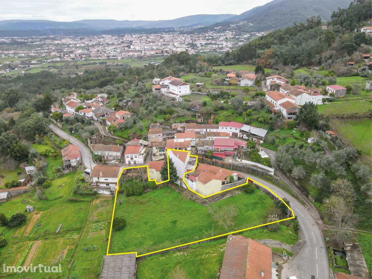 Moradia T4 - C/ terreno - Grande imagem: 4/41