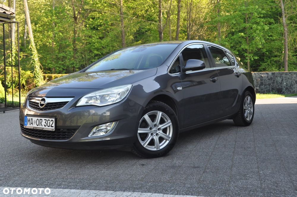 Opel Astra 1.4 Turbo Cosmo - 8