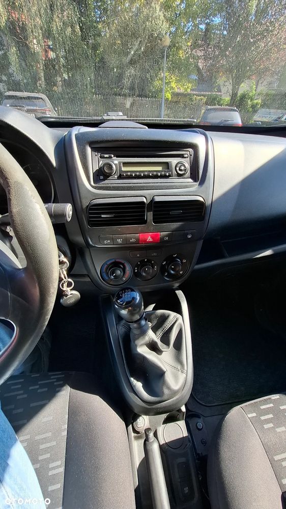 Opel Combo - 9
