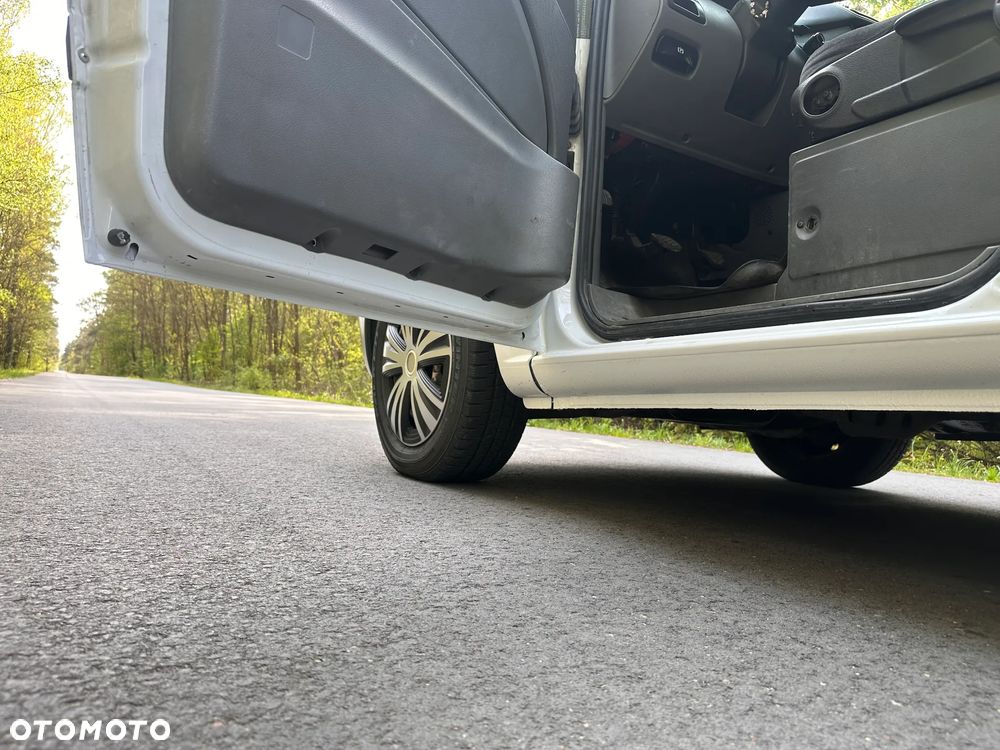 Mercedes-Benz Vito 639.703 - 27