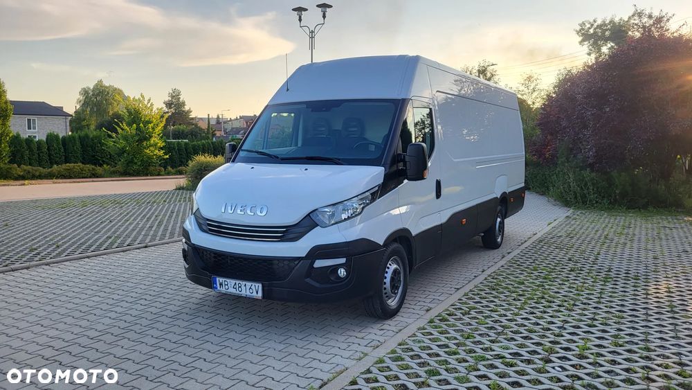 Iveco Daily 35s150 silnik 3.0 L4H2 /  furgon / blaszak / przebieg 83.000/ jeden właściciel krajowy - 9