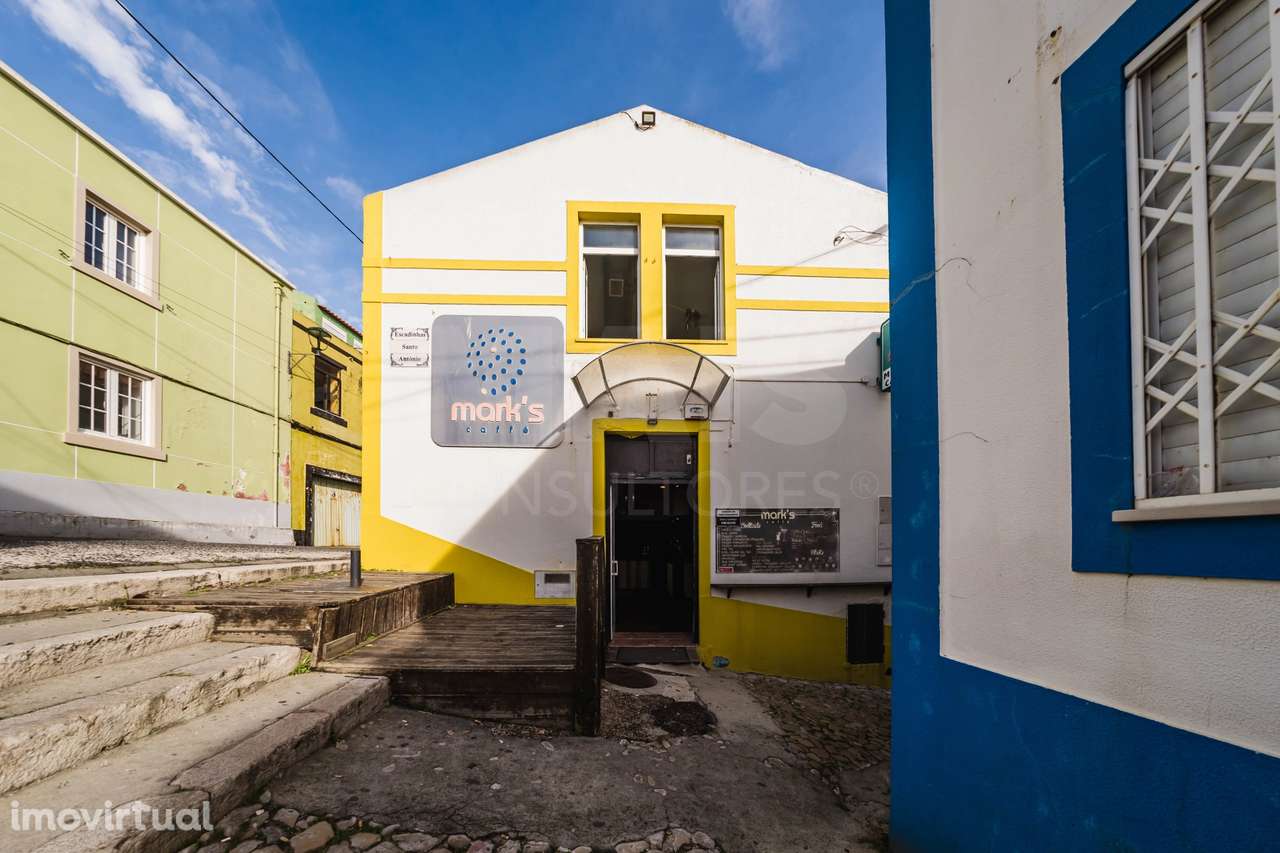 Imóvel Comercial no Centro de Peniche com Possibilidade de Conversã... - Grande imagem: 3/19