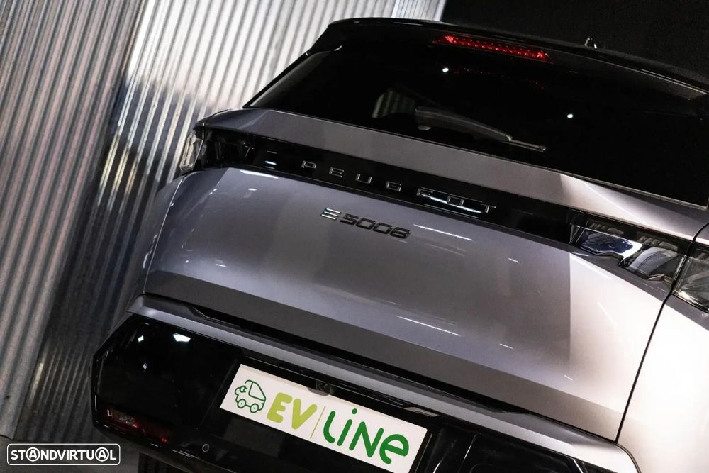Peugeot E-5008 73 kWh GT - 16