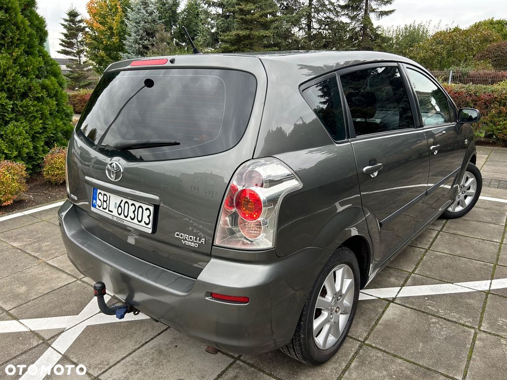 Toyota Corolla Verso 1.8 Edition - 12