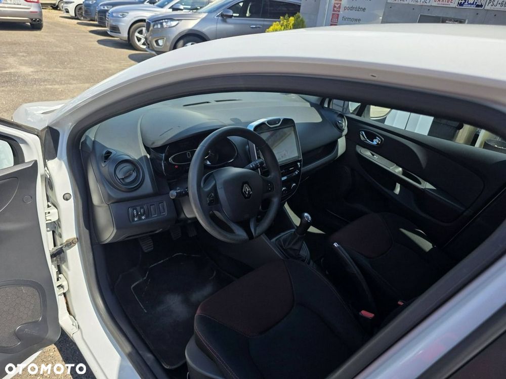 Renault Clio 1.2 16V Life EU6 - 7