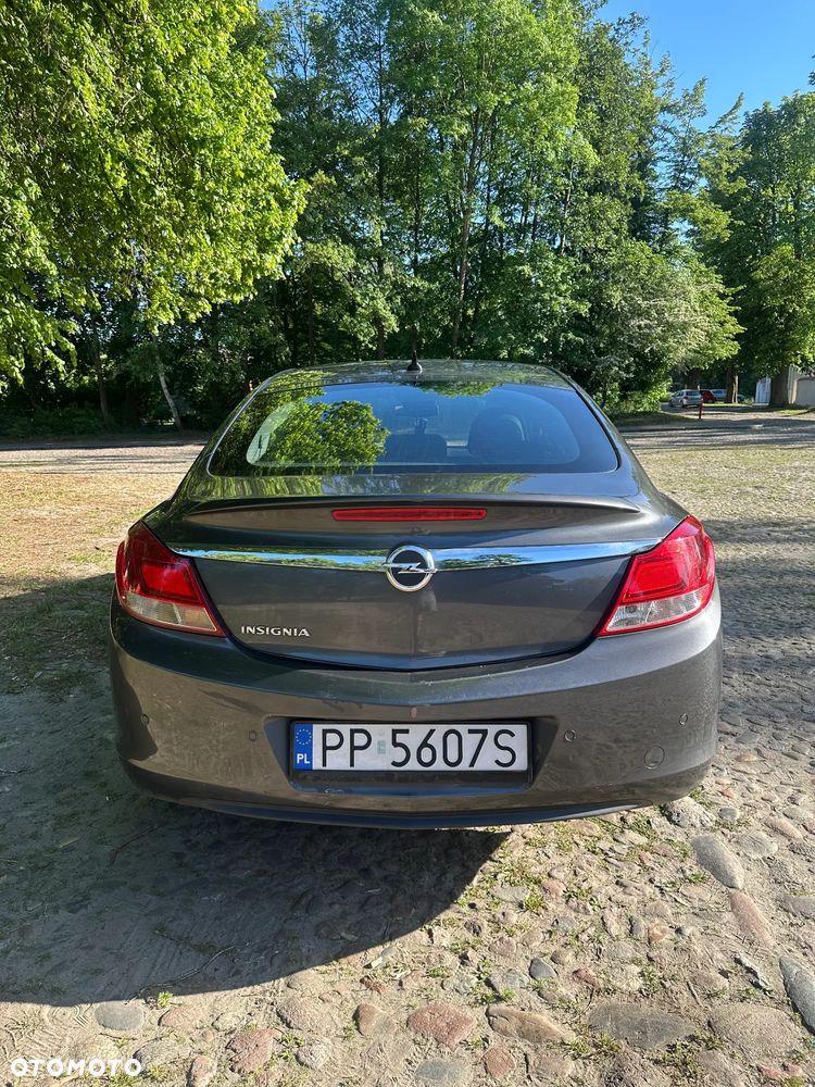 Opel Insignia 1.8 - 4