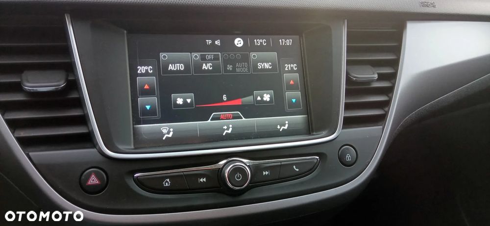 Opel Crossland X 1.2 T Enjoy S&S - 24