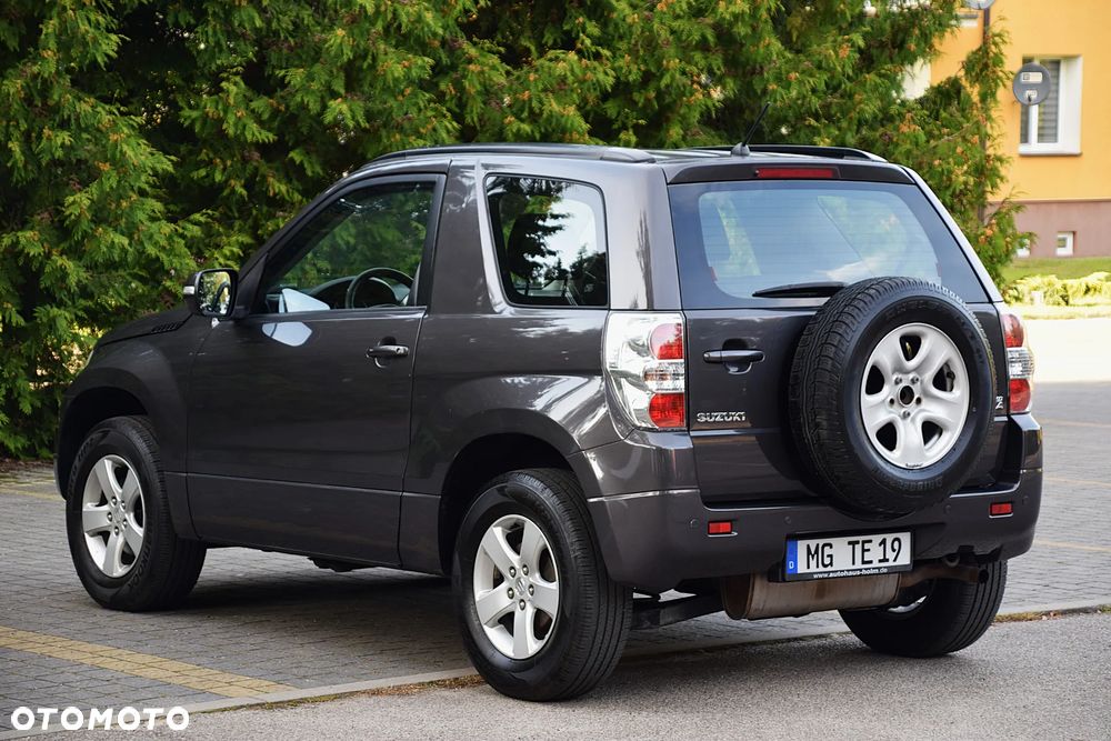 Suzuki Grand Vitara 1.6 Club - 24