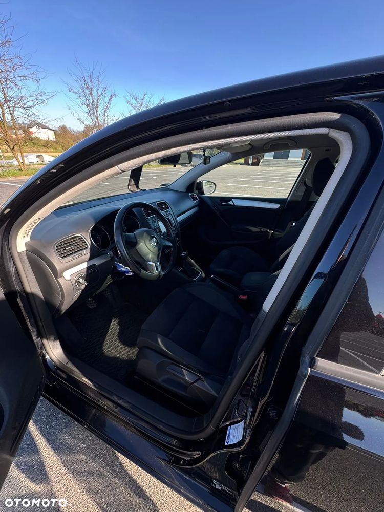Volkswagen Golf 2.0 TDI DPF Highline - 11