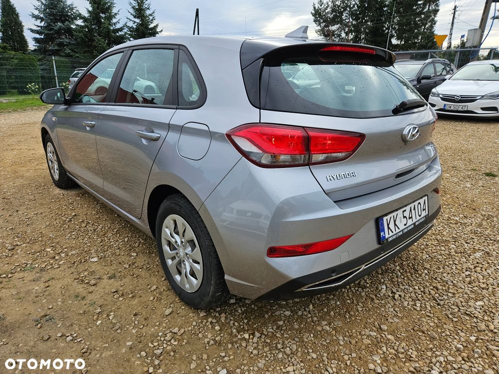 Hyundai i30 1.5 DPI Modern - 15