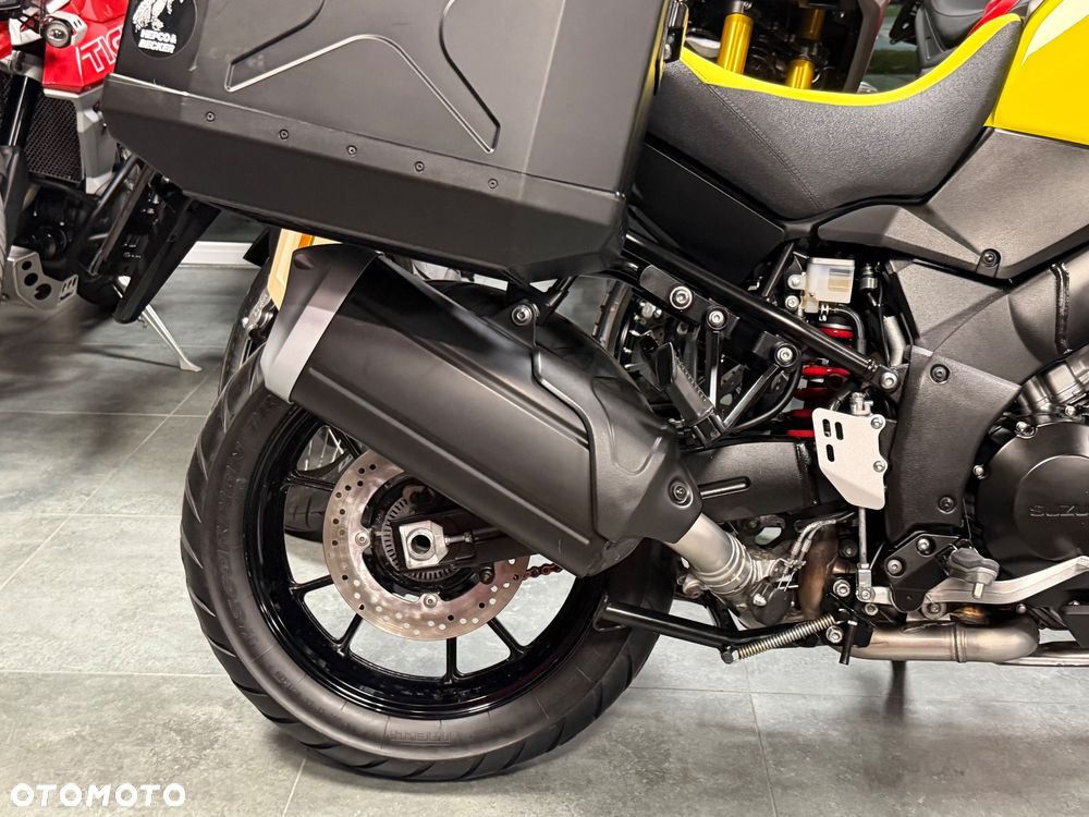 Suzuki V-STROM - 6