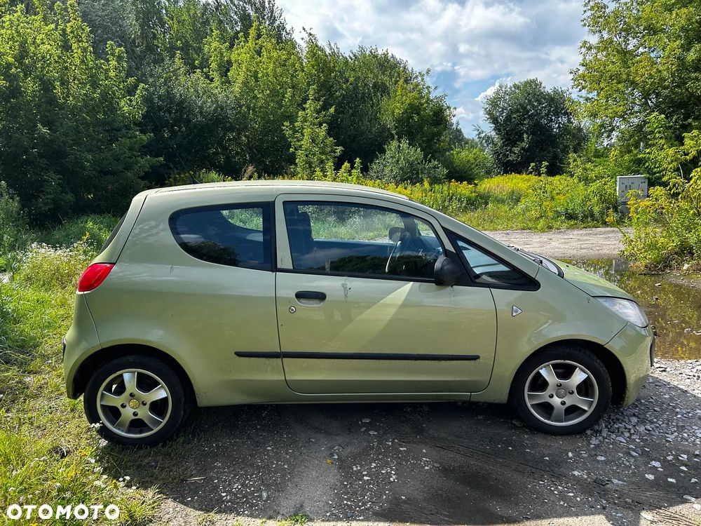Mitsubishi Colt - 3