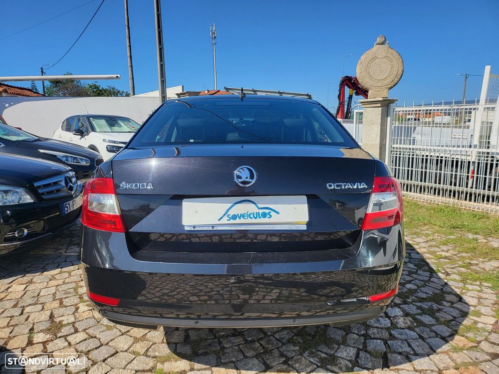Skoda Octavia 2.0 TDI Style - 4