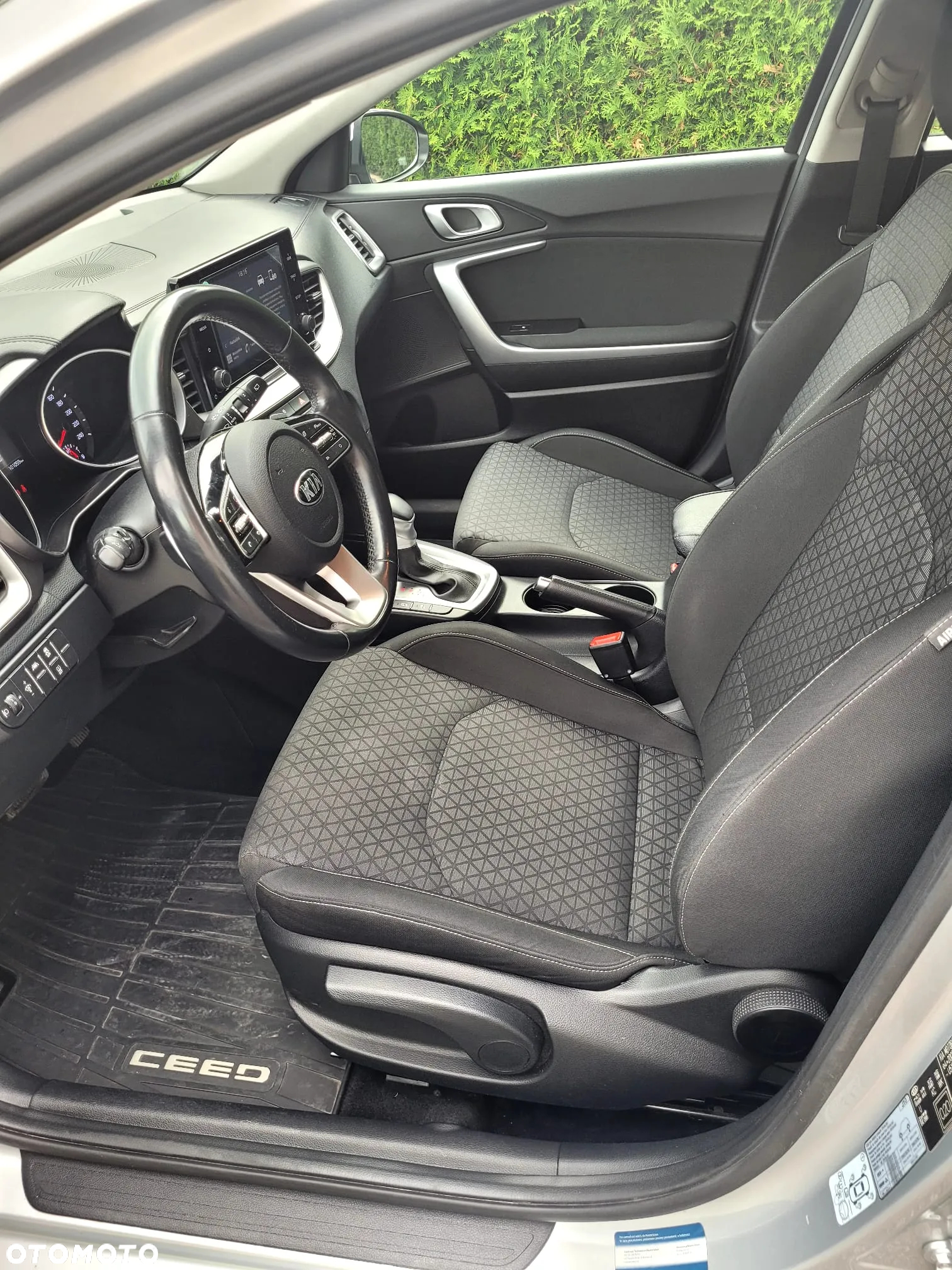 Kia Ceed 1.6 CRDi SCR L Business Line DCT - 12