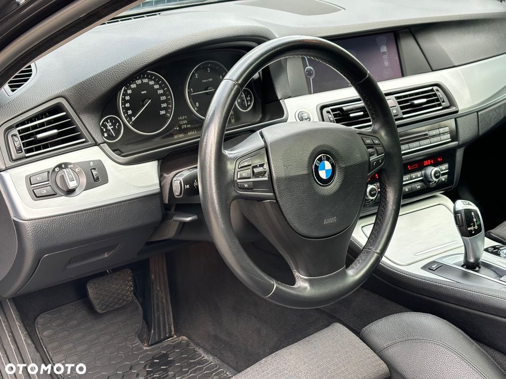 BMW Seria 5 520d - 11