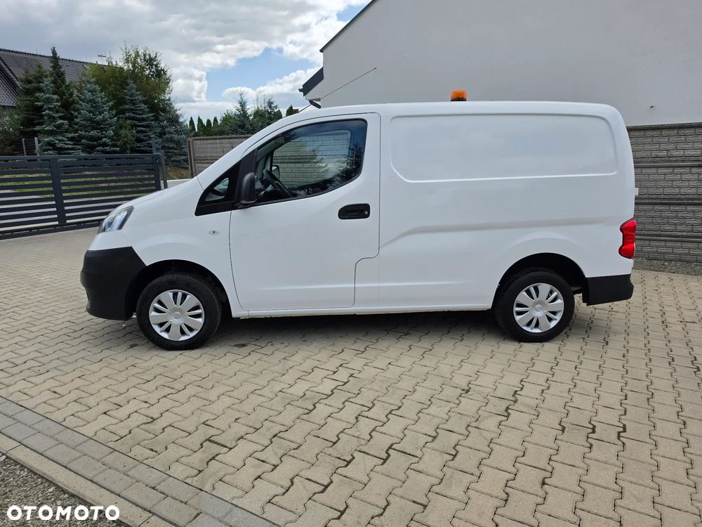 Nissan NV200 - 2