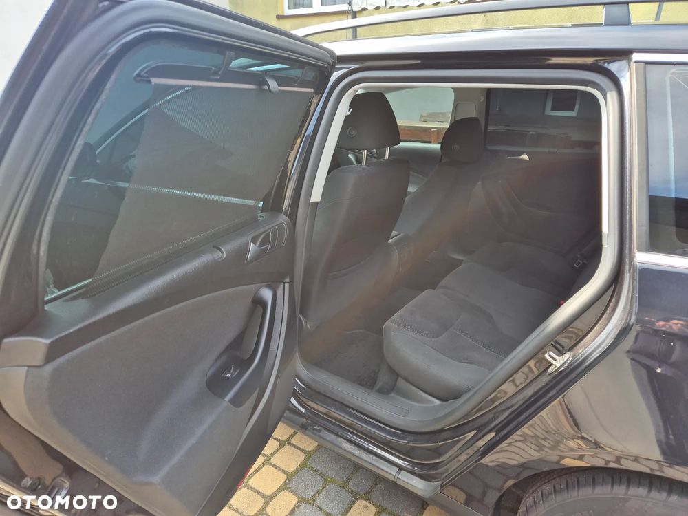 Volkswagen Passat Variant 2.0 TDI SCR (BlueMotion Technology) Comfortline - 10