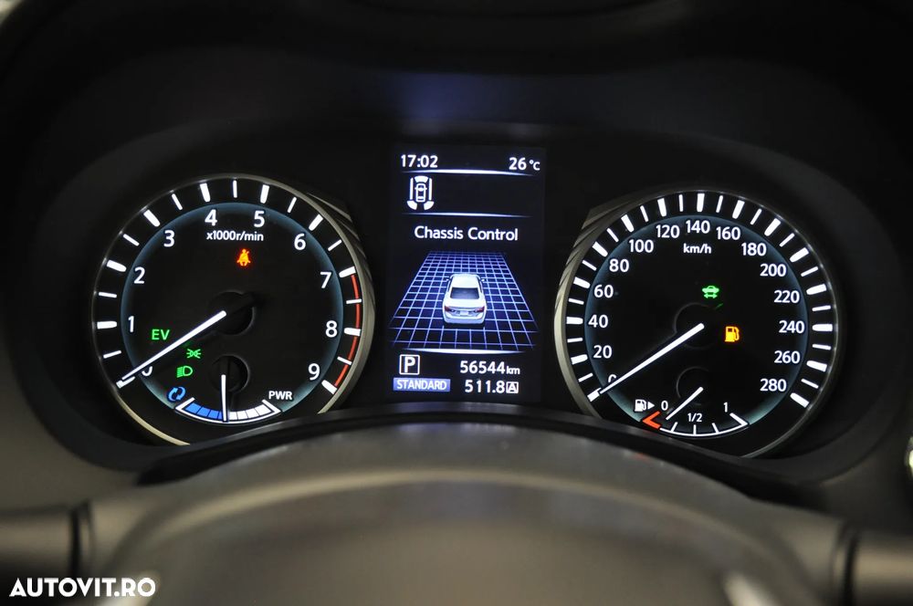 Infiniti Q50 - 16
