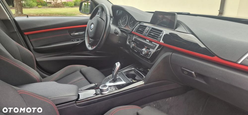 BMW Seria 3 320d xDrive Sport Line - 5