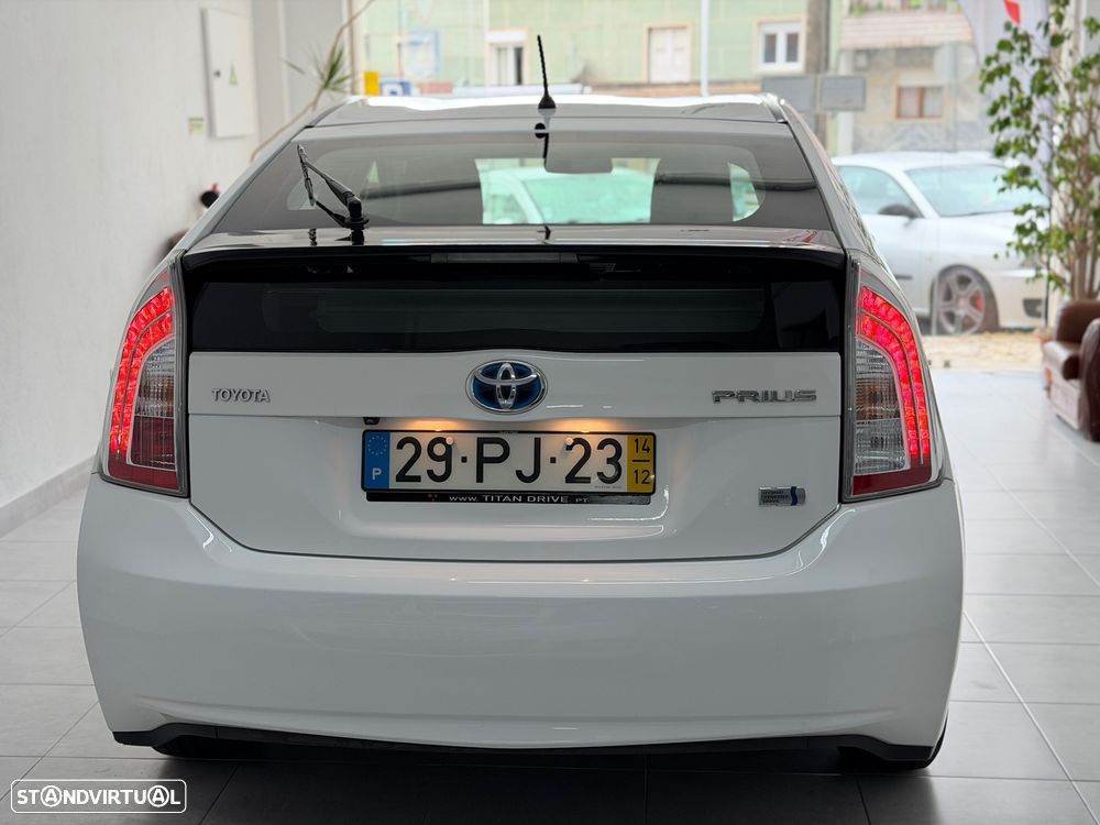 Toyota Prius 1.8 Exclusive - 22