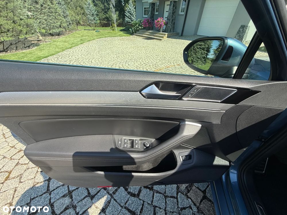 Volkswagen Passat Variant 2.0 TDI SCR DSG BlueMotion Trendline - 13