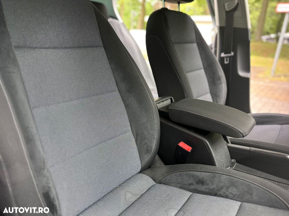 Volkswagen Golf - 20