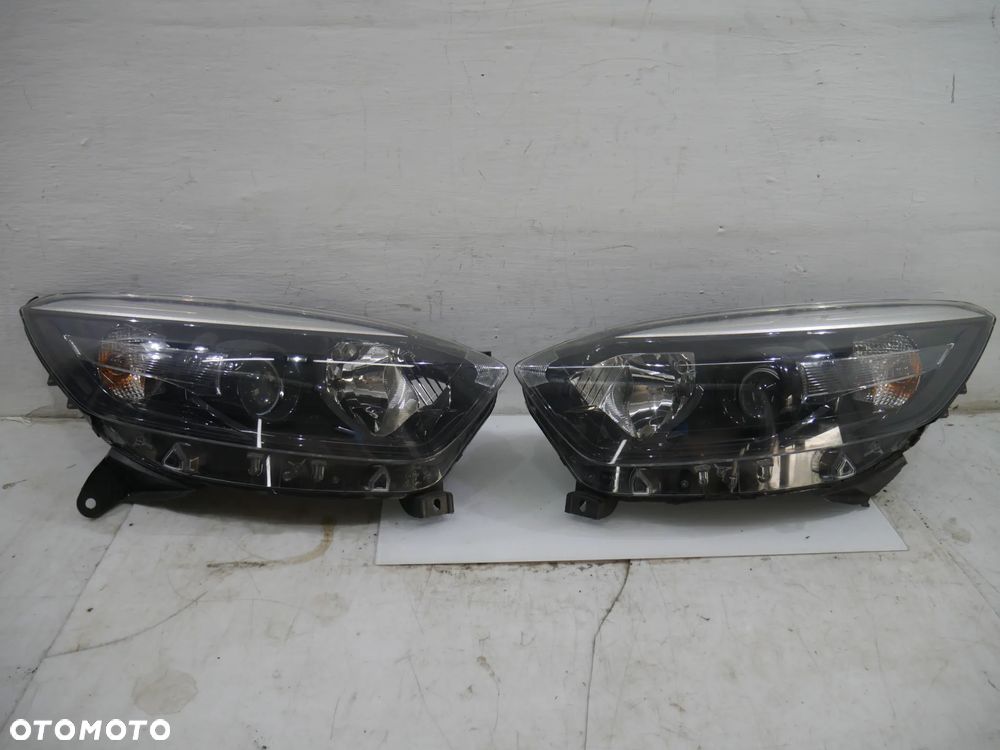 Renault Captur LAMPA PRAWA LEWA EUROPA