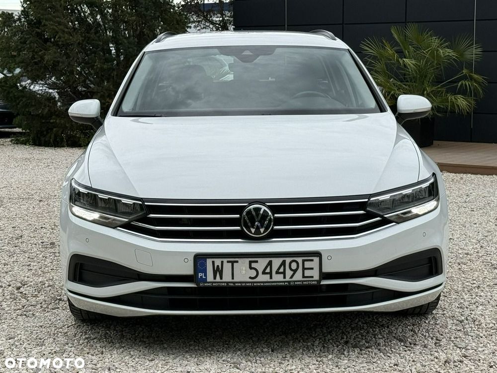 Volkswagen Passat - 8