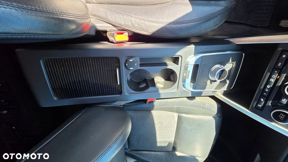 Land Rover Discovery Sport 2.0 TD4 HSE Luxury - 10