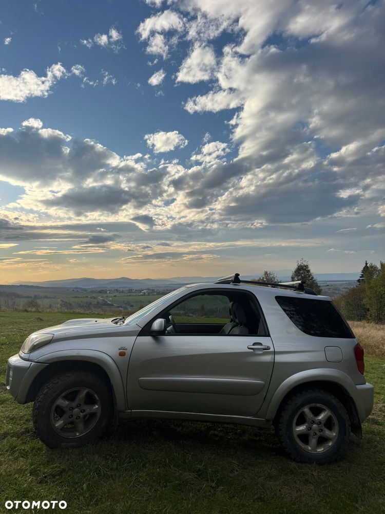 Toyota Rav4 2003 photo 4