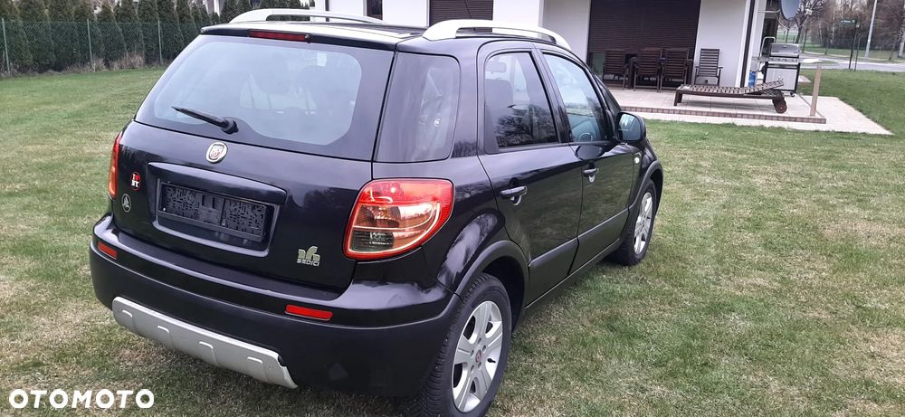 Fiat Sedici 1.6 16V 4x2 Emotion - 9