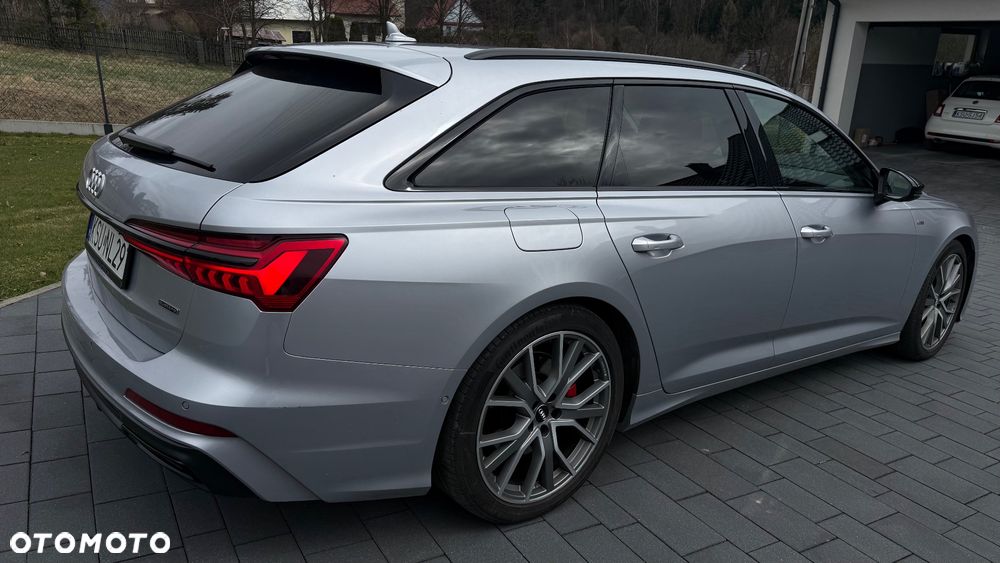 Audi A6 Avant 55 TFSI e quattro S tronic S line - 13