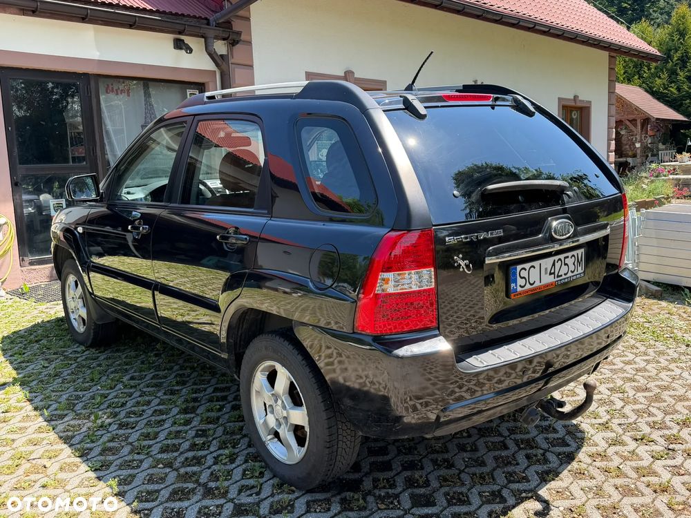 Kia Sportage 2.0 Tour - 4