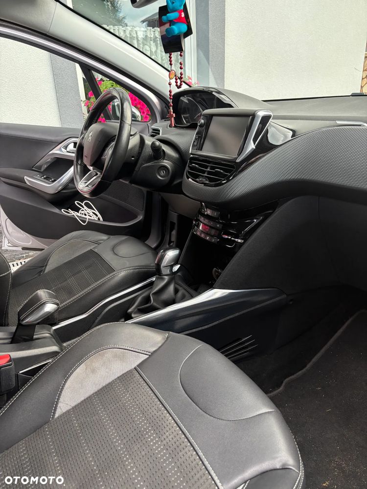 Peugeot 2008 1.6 VTi Allure - 7