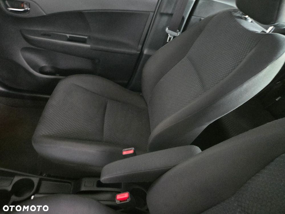 Toyota Verso S 1.33 VVT-i Comfort - 11