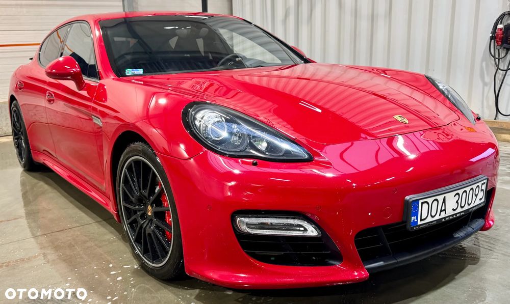Porsche Panamera GTS - 1