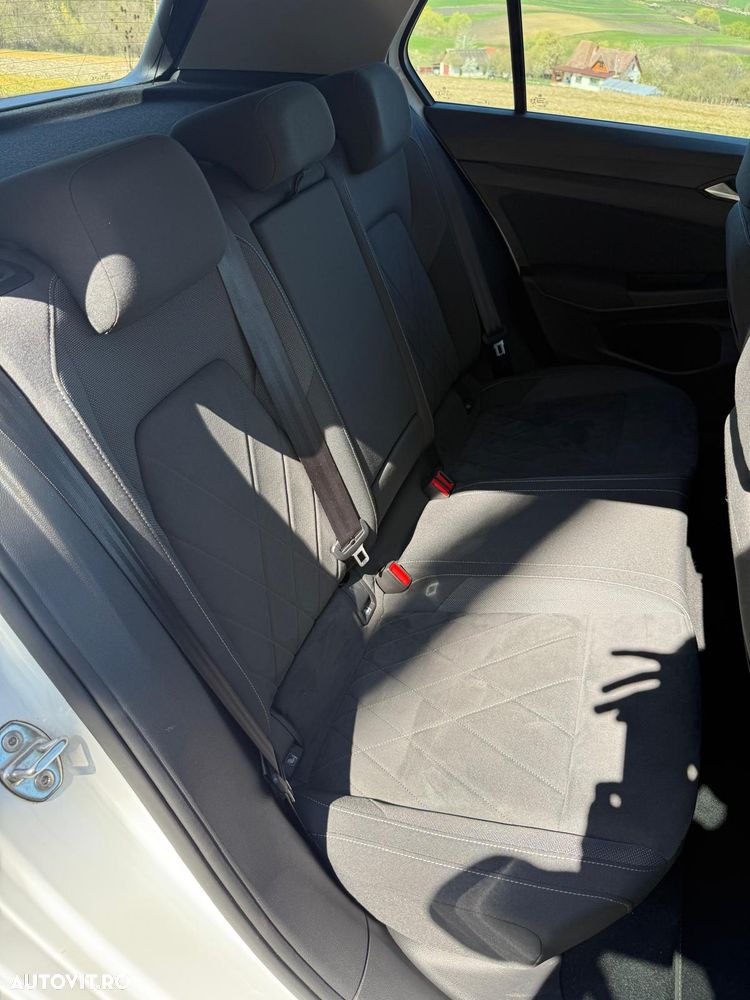 Volkswagen Golf 1.5 TSI ACT Style - 16