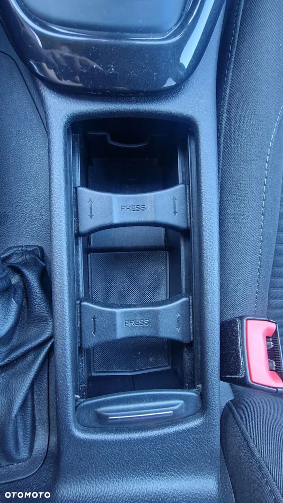 Ford Focus - 37