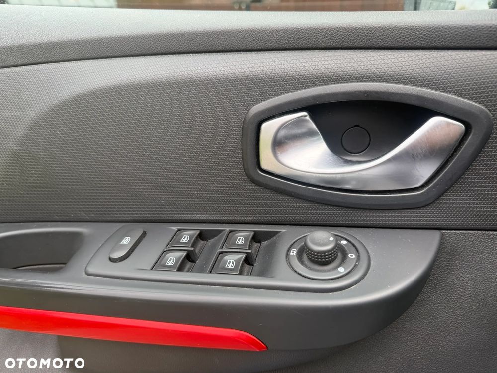 Renault Clio 1.6 R.S.Trophy 220 EDC - 15