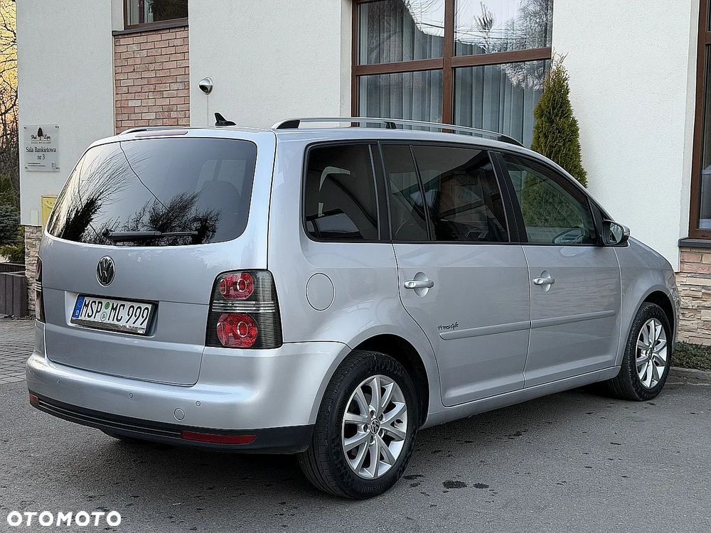Volkswagen Touran 1.4 TSI Cup - 4