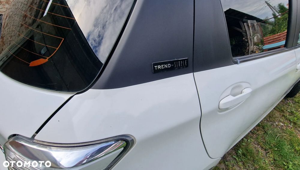 Toyota Yaris 1.33 Trend - 5
