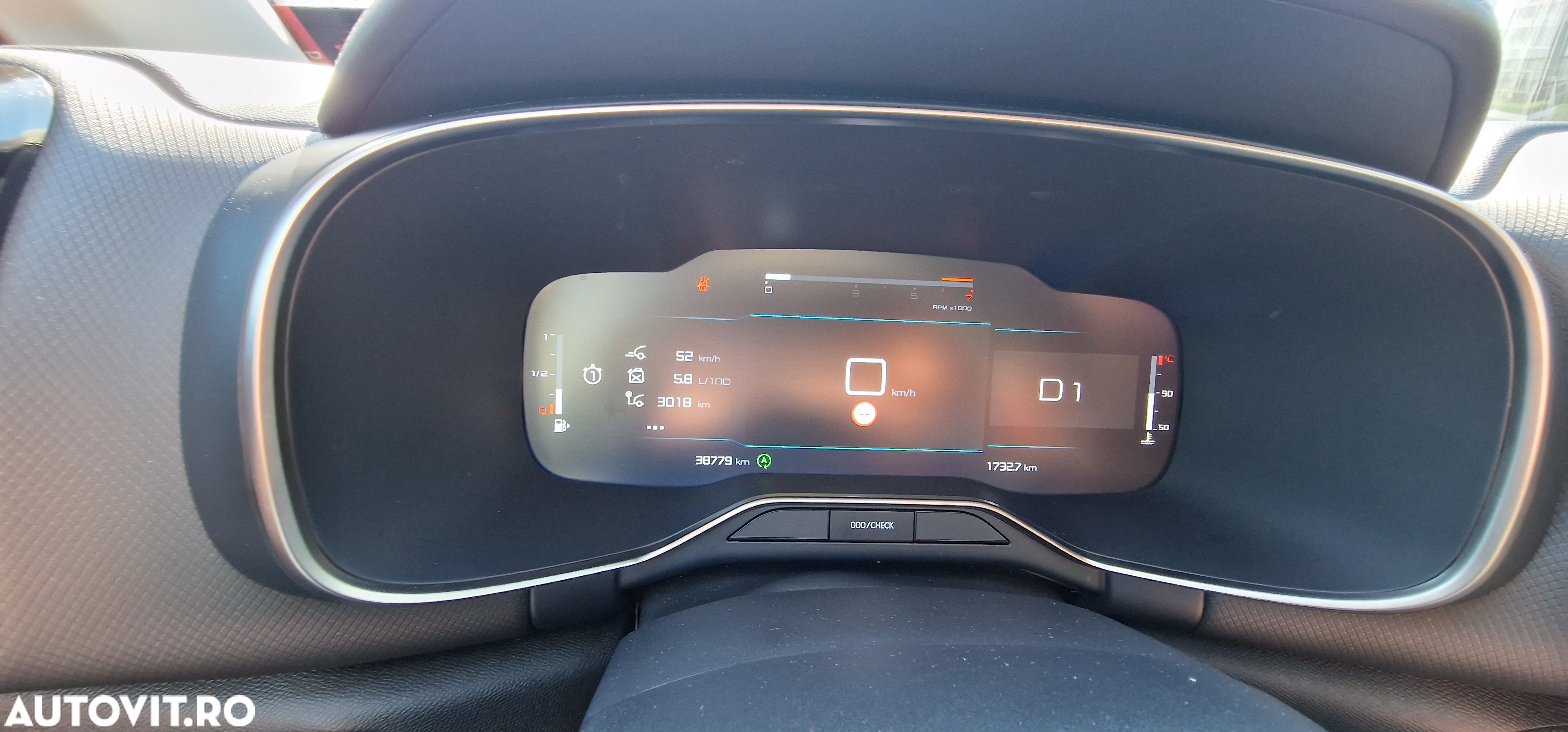 Citroën C5 Aircross 1.5 BlueHDi S&S EAT8 Shine - 17