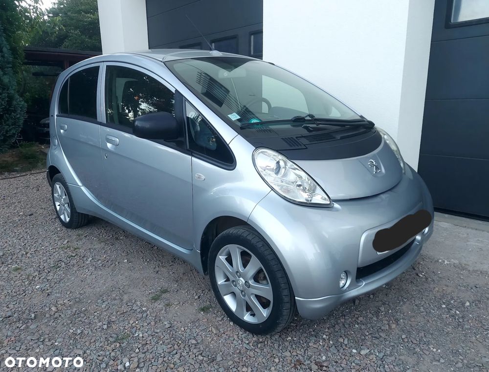 Peugeot iOn Standard - 1