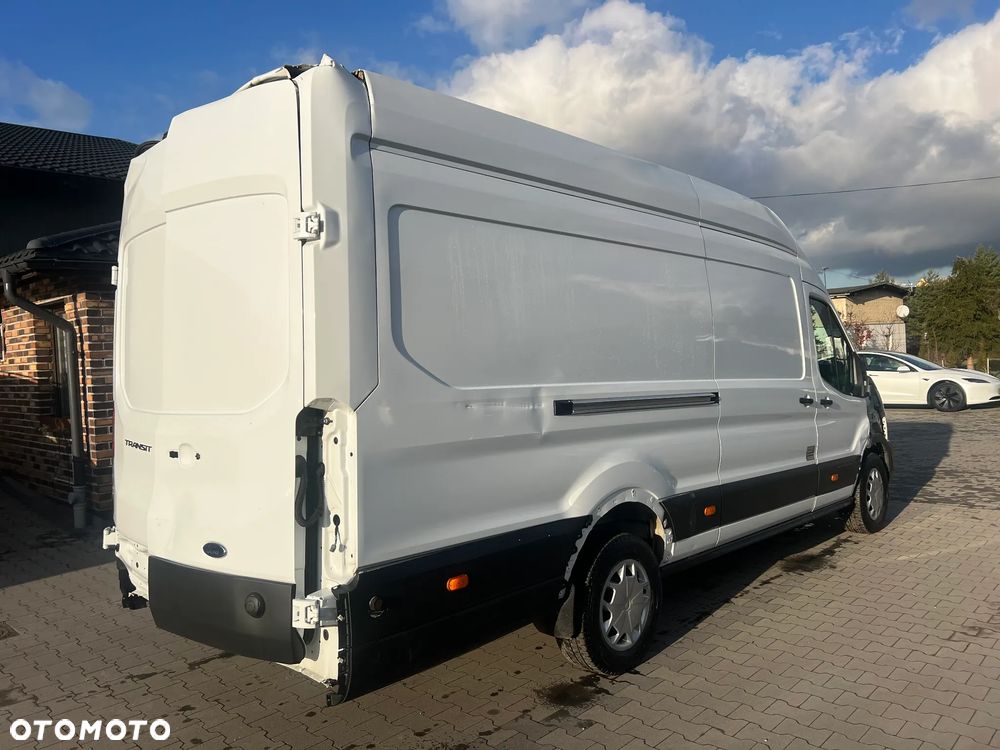 Ford Transit - 4