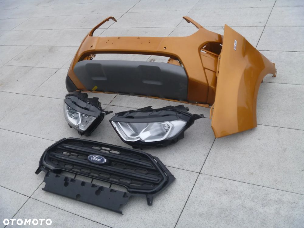 FORD ECOSPORT MK2 2017 BŁOTNIK PRZEDNI LEWY - 1