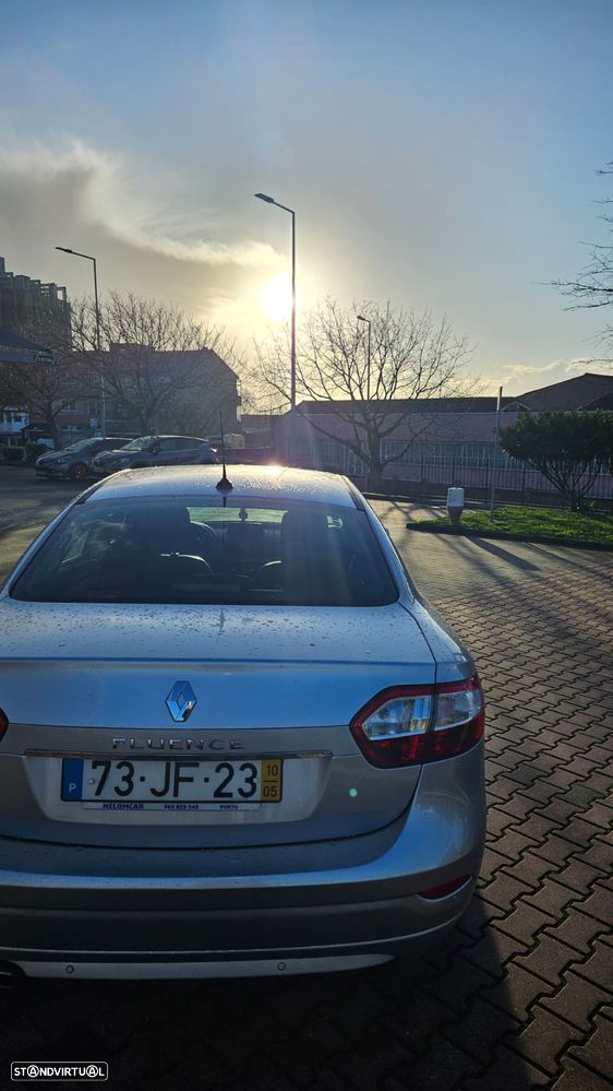 Renault Fluence 1.5 dCi Exclusive - 4