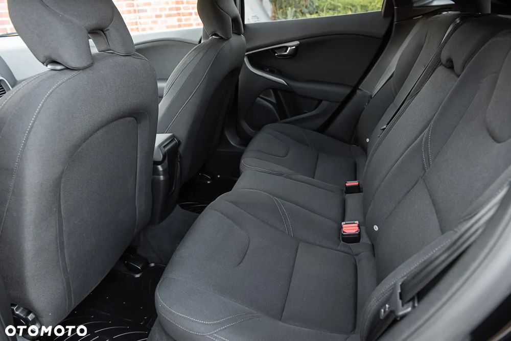 Volvo V40 Cross Country D2 Drive-E Kinetic - 24