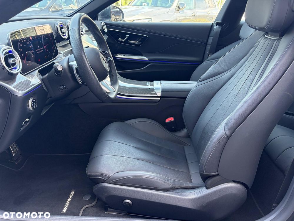 Mercedes-Benz CLE 200 4Matic 9G-TRONIC Edition AMG Line - 13