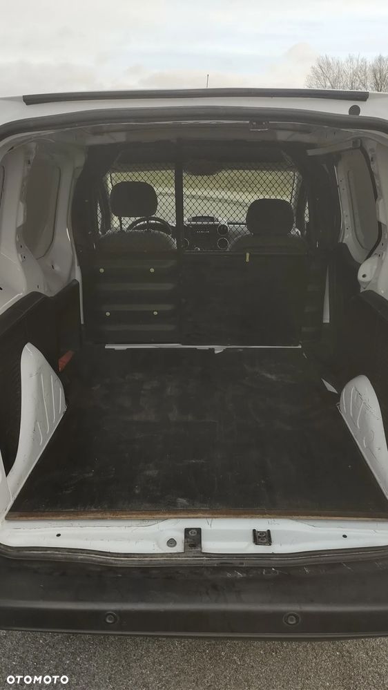 Peugeot Partner - 9