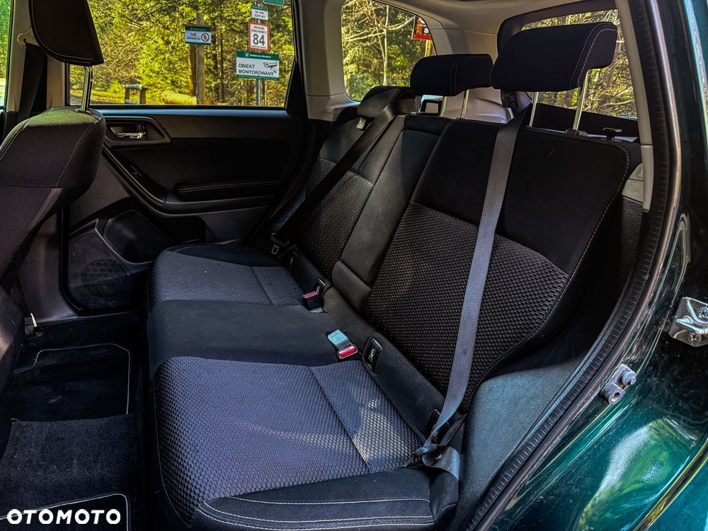 Subaru Forester 2.0D Exclusive - 12